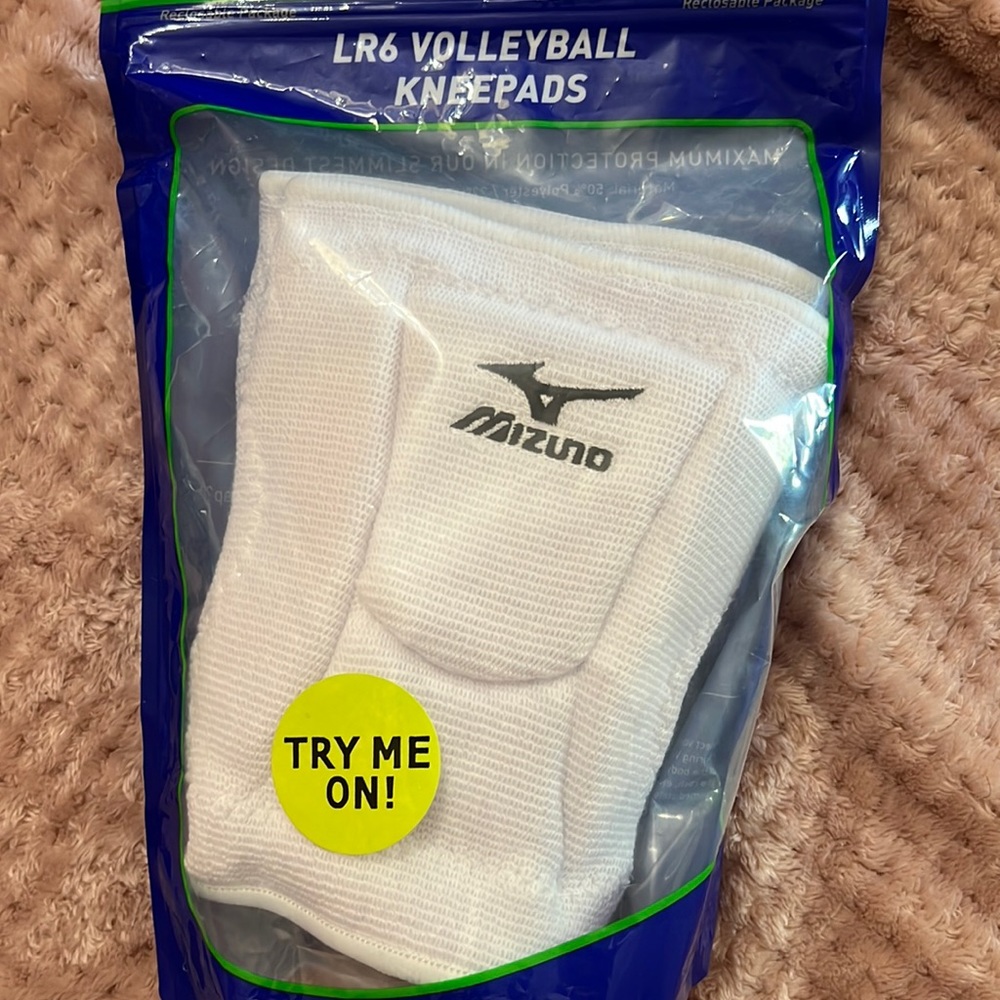 Volleyball knee pads